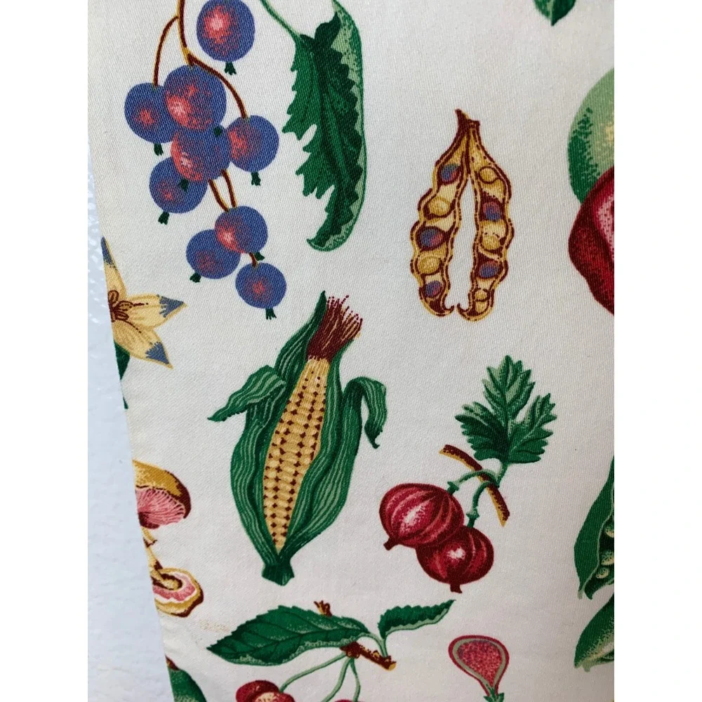 Waverly Table Runner 68